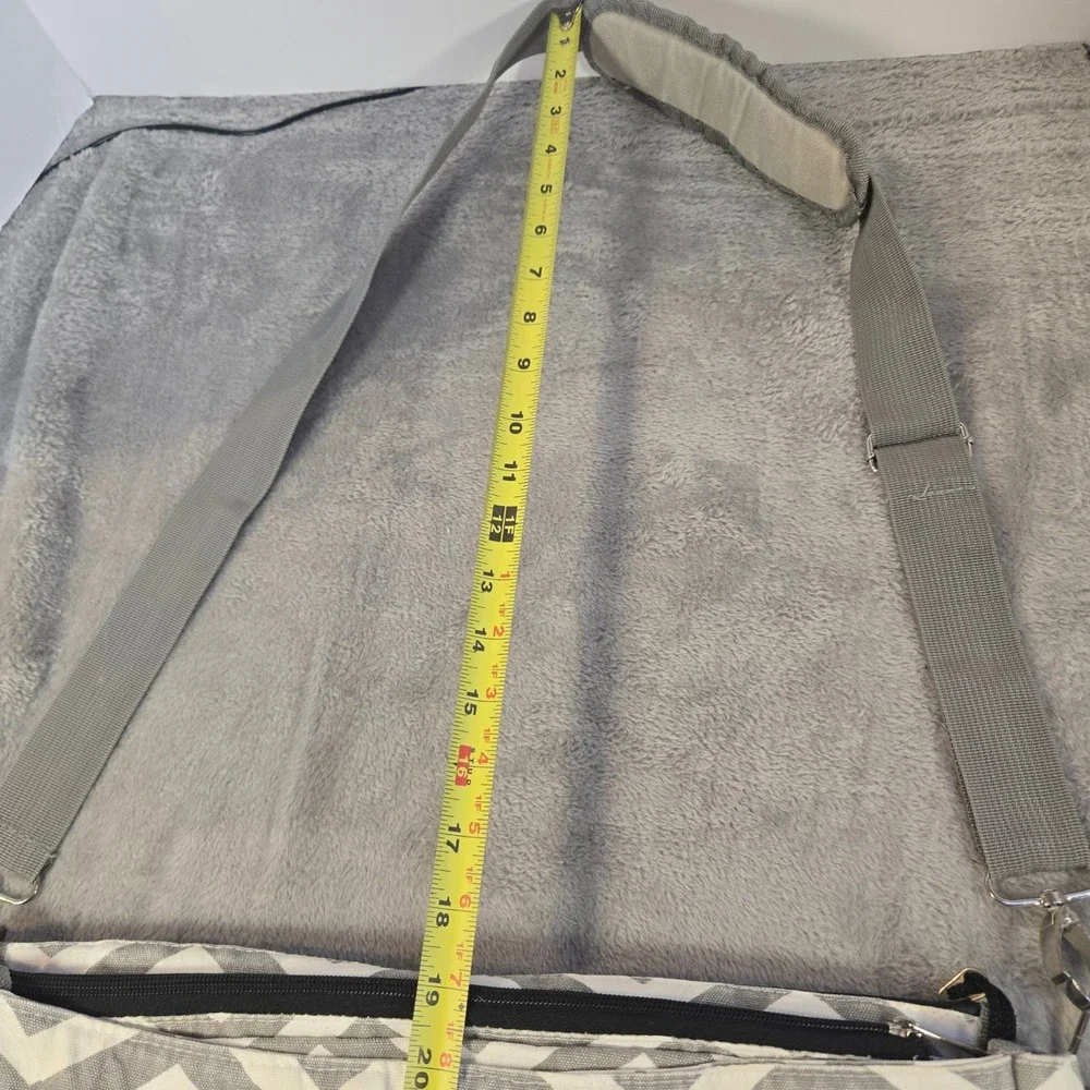 Baby K'tan Smart Gear Diaper Bag Grey White Chevron Canvas Messenger Crossbody